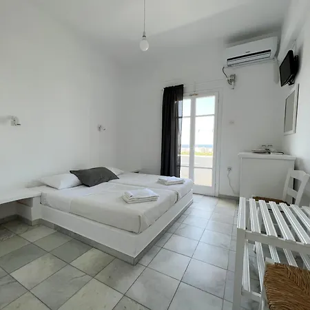 Otel Anezina 2*