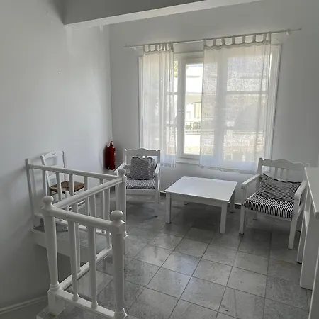 Anezina Otel Drios
